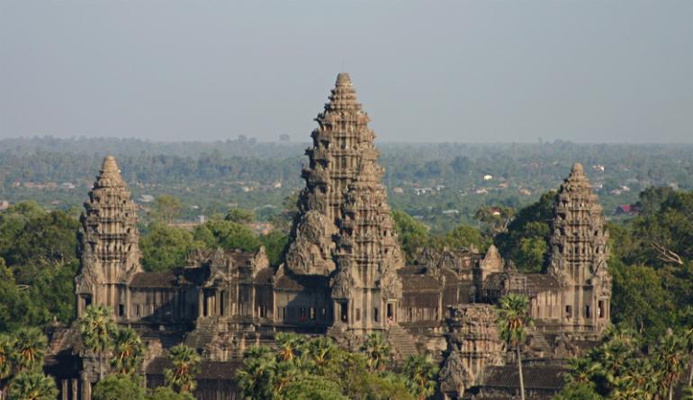 Исчезнувшая империя. Ангкор. Камбоджа. Ангкор – огромный храмовый комплекс в Камбодже Анкор кхмеры